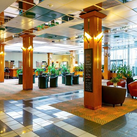 Victor'S Residenz-Hotel Гера Екстериор снимка